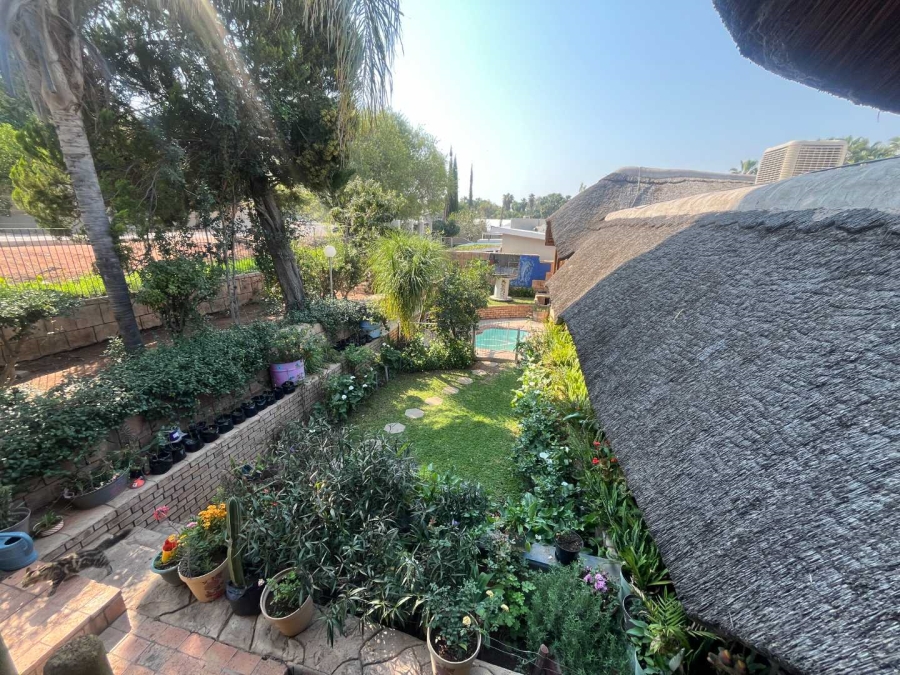 5 Bedroom Property for Sale in Die Rand Northern Cape